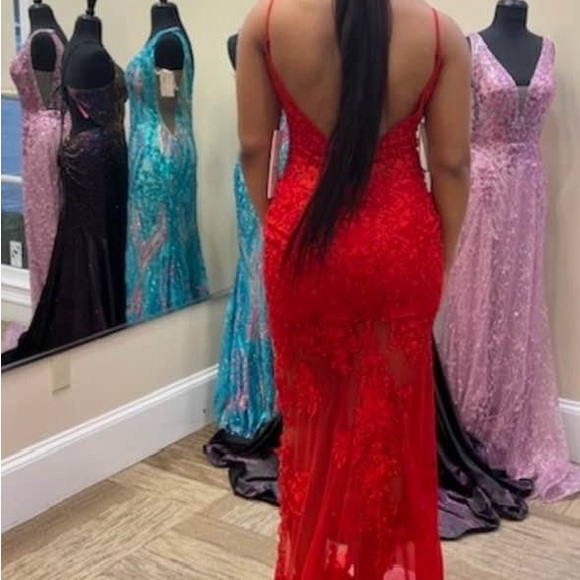 Elegant Red Lace Prom Dress - Picture 2 of 2
